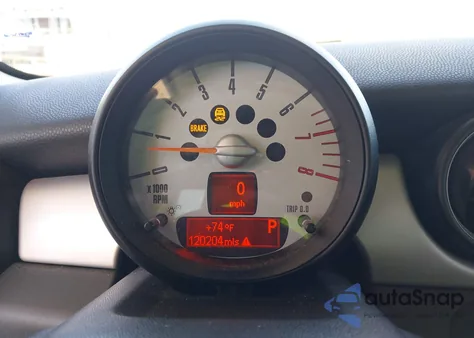 2011 Mini Cooper z USA, uszkodzony, nr VIN WMWSU3C59BT097042